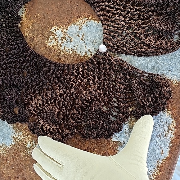 Handmade Crocheted Collar - Picture 15 of 15